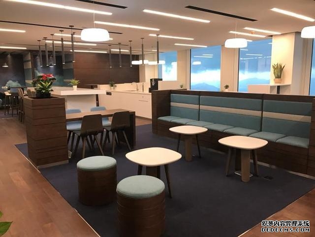 不同面积精装办公室租期灵活可注册营业执照