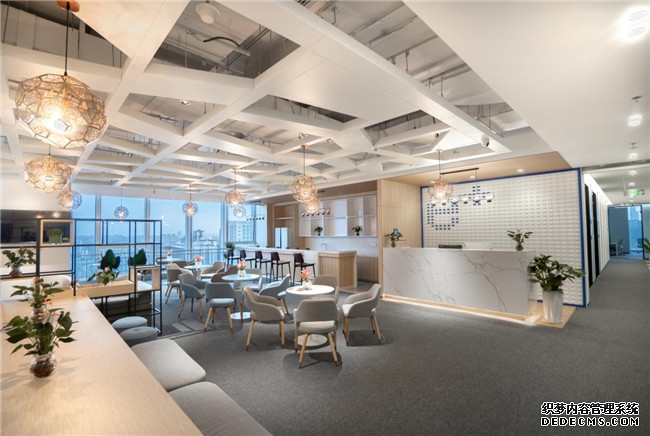 2026年南宁华润大厦上线AI绿城与东盟窗口